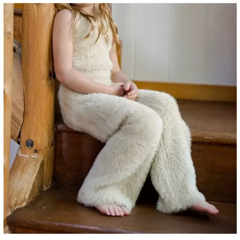 Rylee + Cru Girls Cream Fuzzy Knit Lounge Set Size 2-3 Y